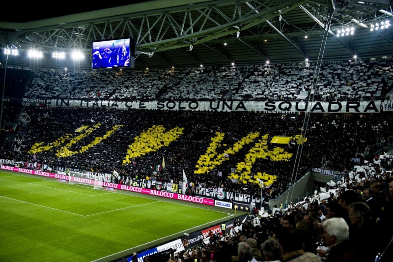 Foto Marco Alpozzi - LaPresse 10 11 2013 Torino Sport Campionato di calcio Serie A TIM 2013/2014 Juventus vs. Napoli Nella foto: Coreografia Juventus Stadium Foto Marco Alpozzi - LaPresse 10 11 2013 Turin Sport Football Italian Championship Season 2013/2014 Juventus vs. Napoli In the picture: Juventus Stadium Coreography